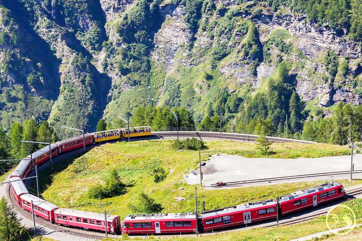 伯連那景觀列車Bernina Express
